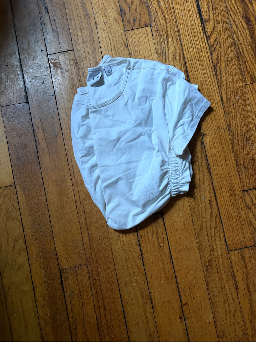 Tna Ruched Sides Crewneck Tee in White
